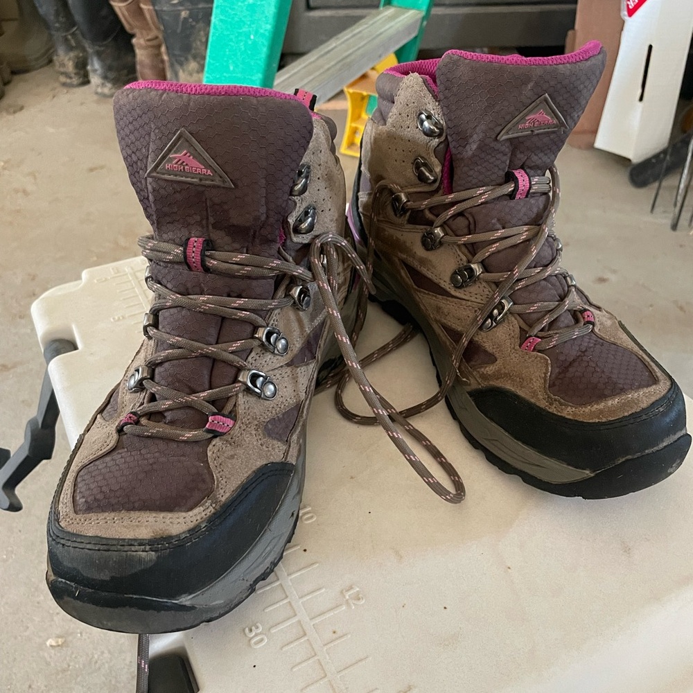 Hi-Tec Women's Brown Hiking Boots